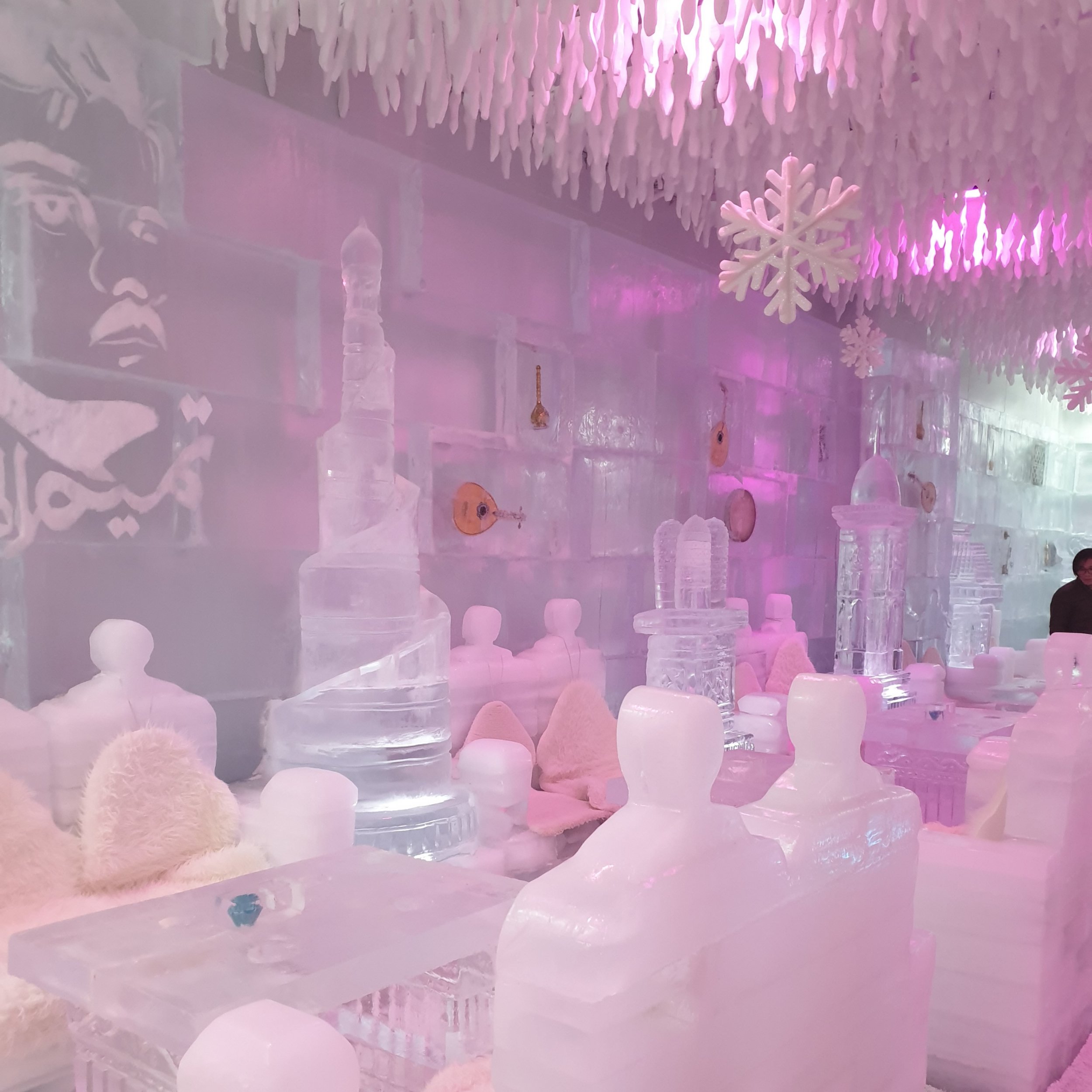 Subzero Qatar's ICE LOUNGE New In Doha Inspiring You